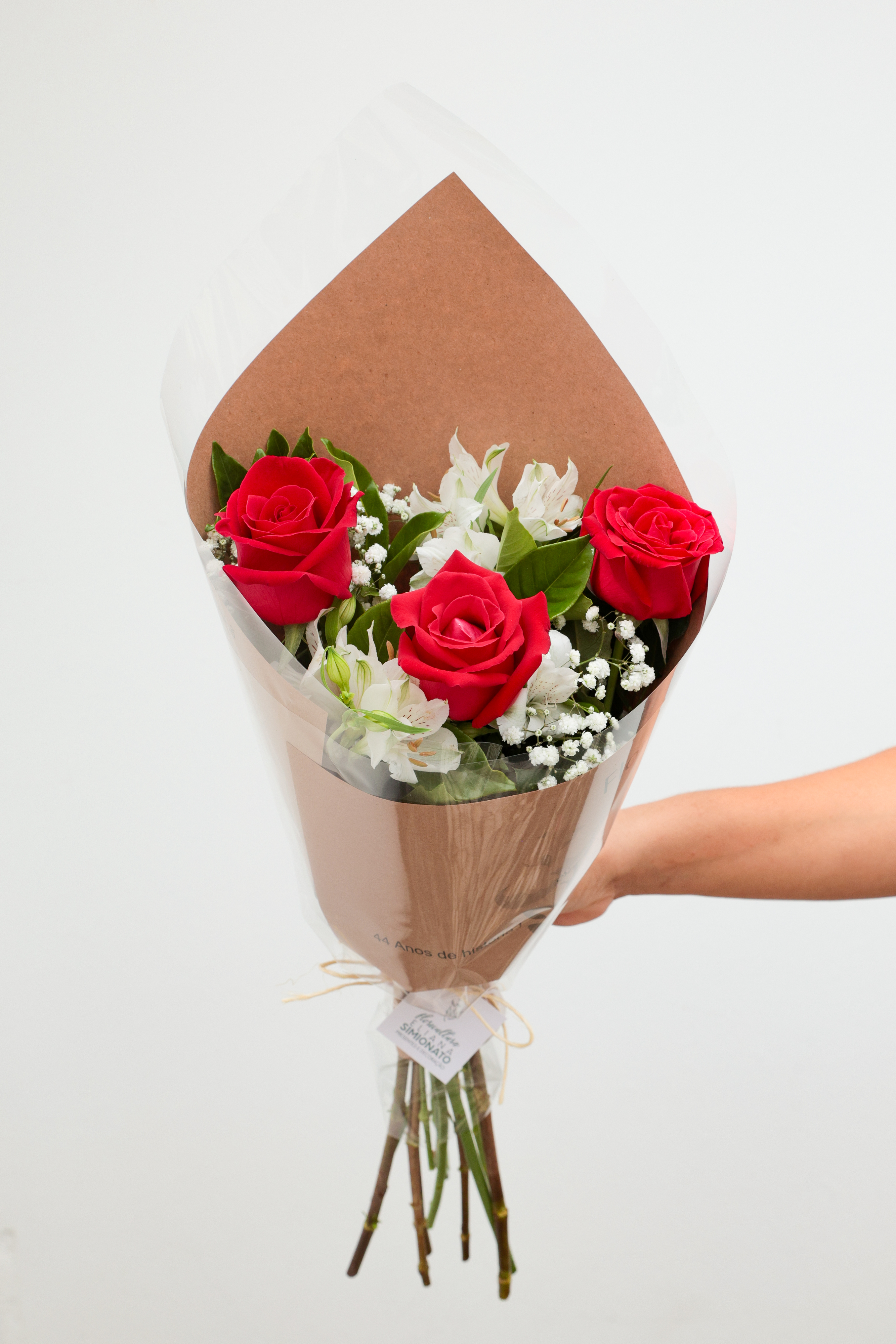 Buqu� com 3 Rosas Nacionais - Vermelha