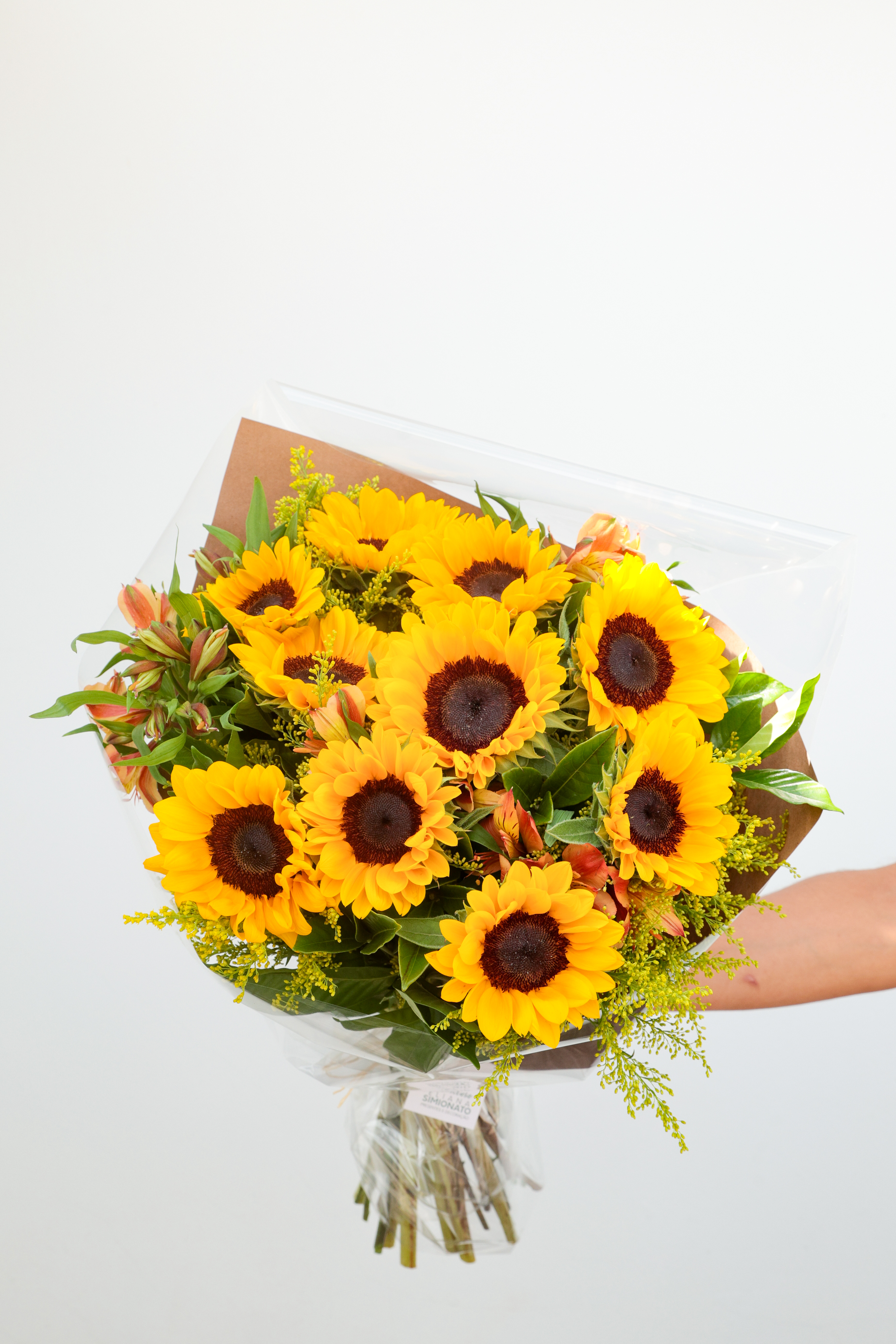 Buqu� com 10 Girass�is com Flores Frescas