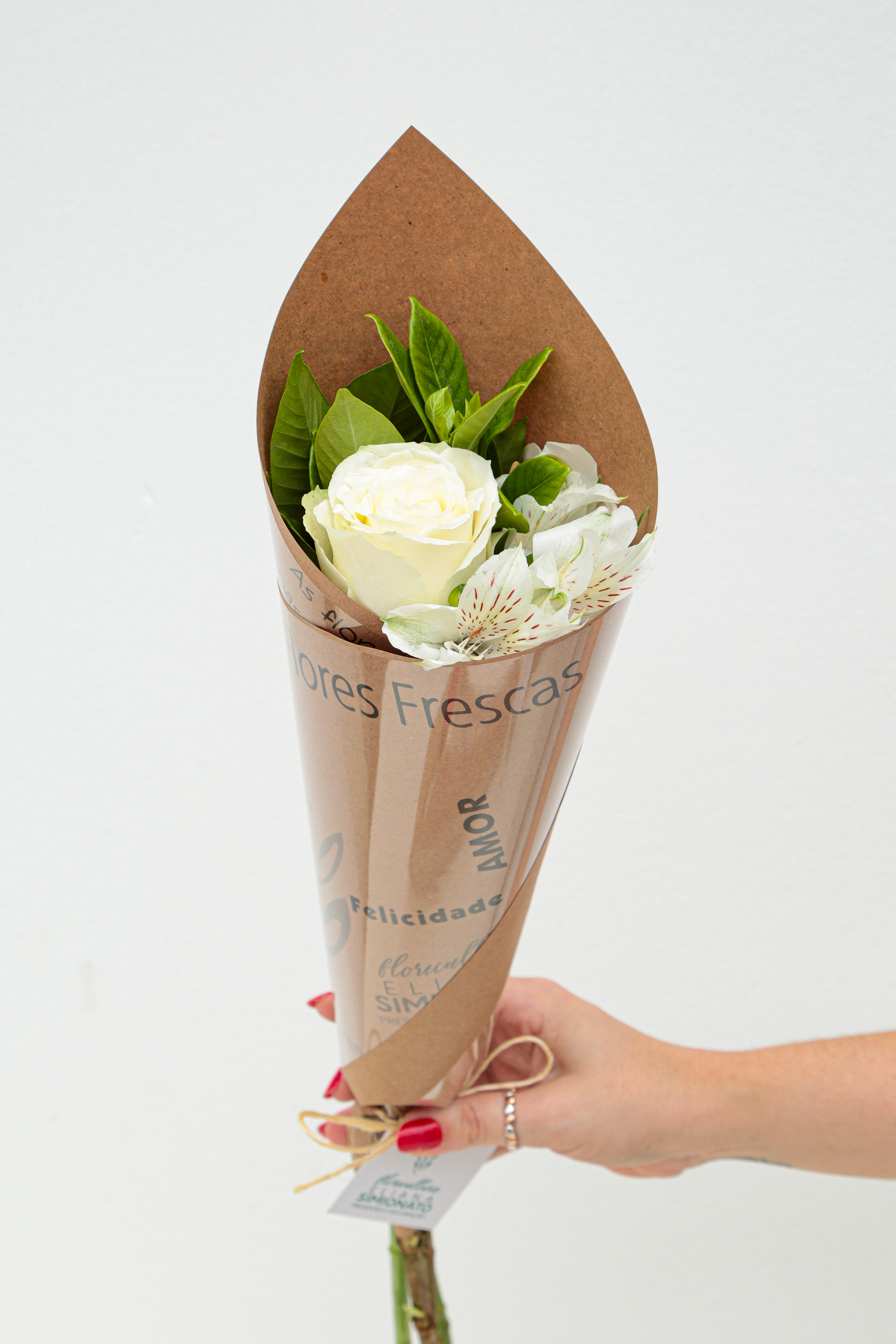 Buqu� de Rosa Unit�ria Branca