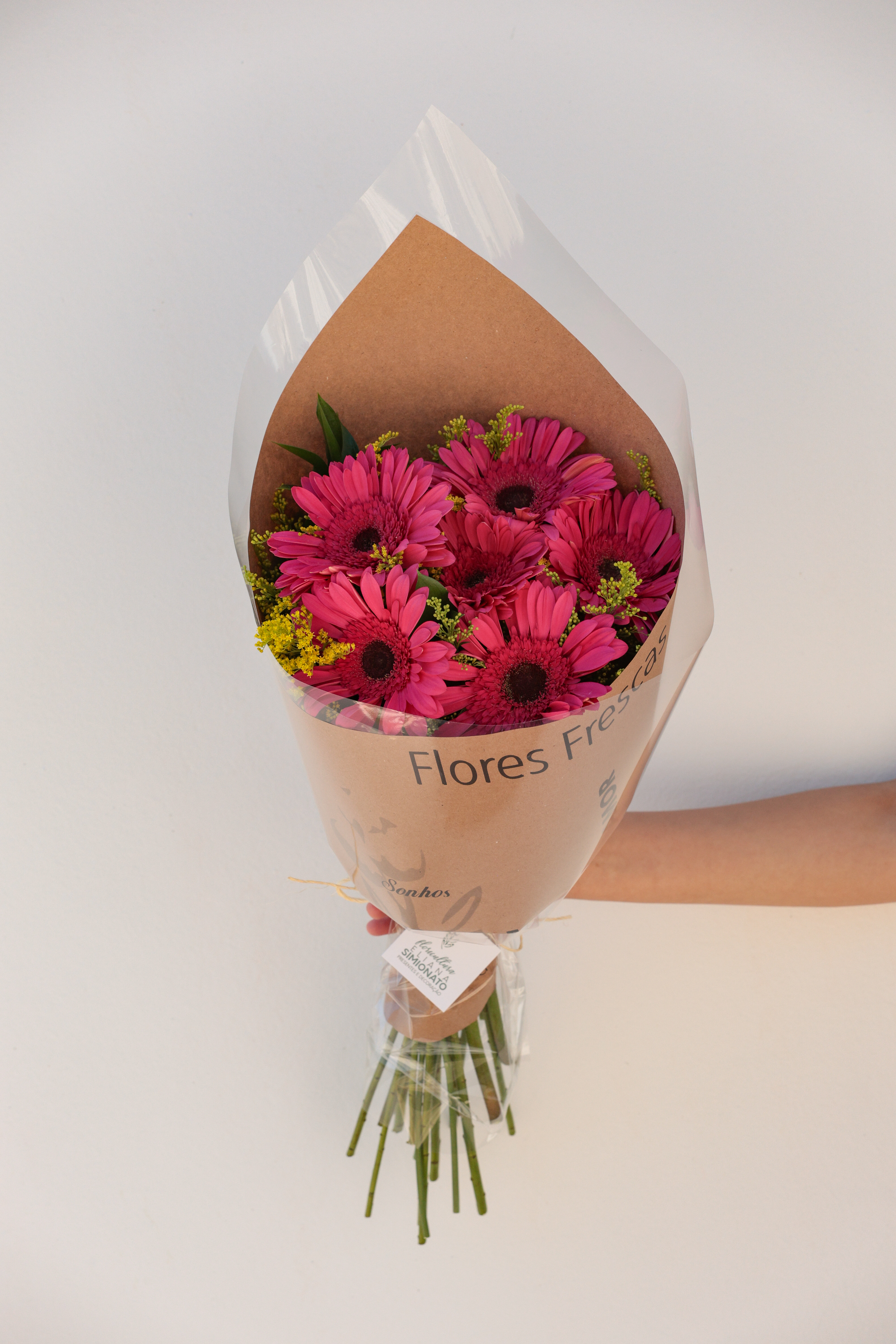 Buqu� com 6 G�rberas � Pink