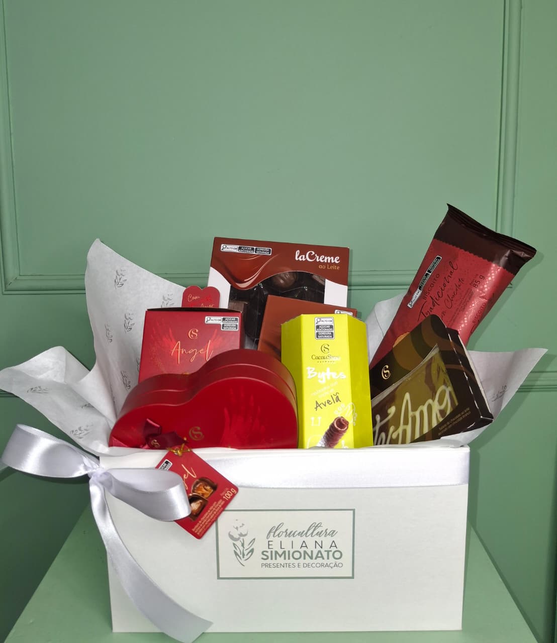 Cesta de Chocolates Te Amo 